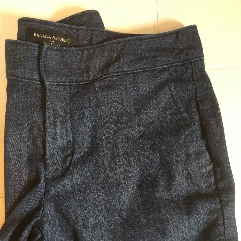 Banana Republic Jean Shorts. Size 0.